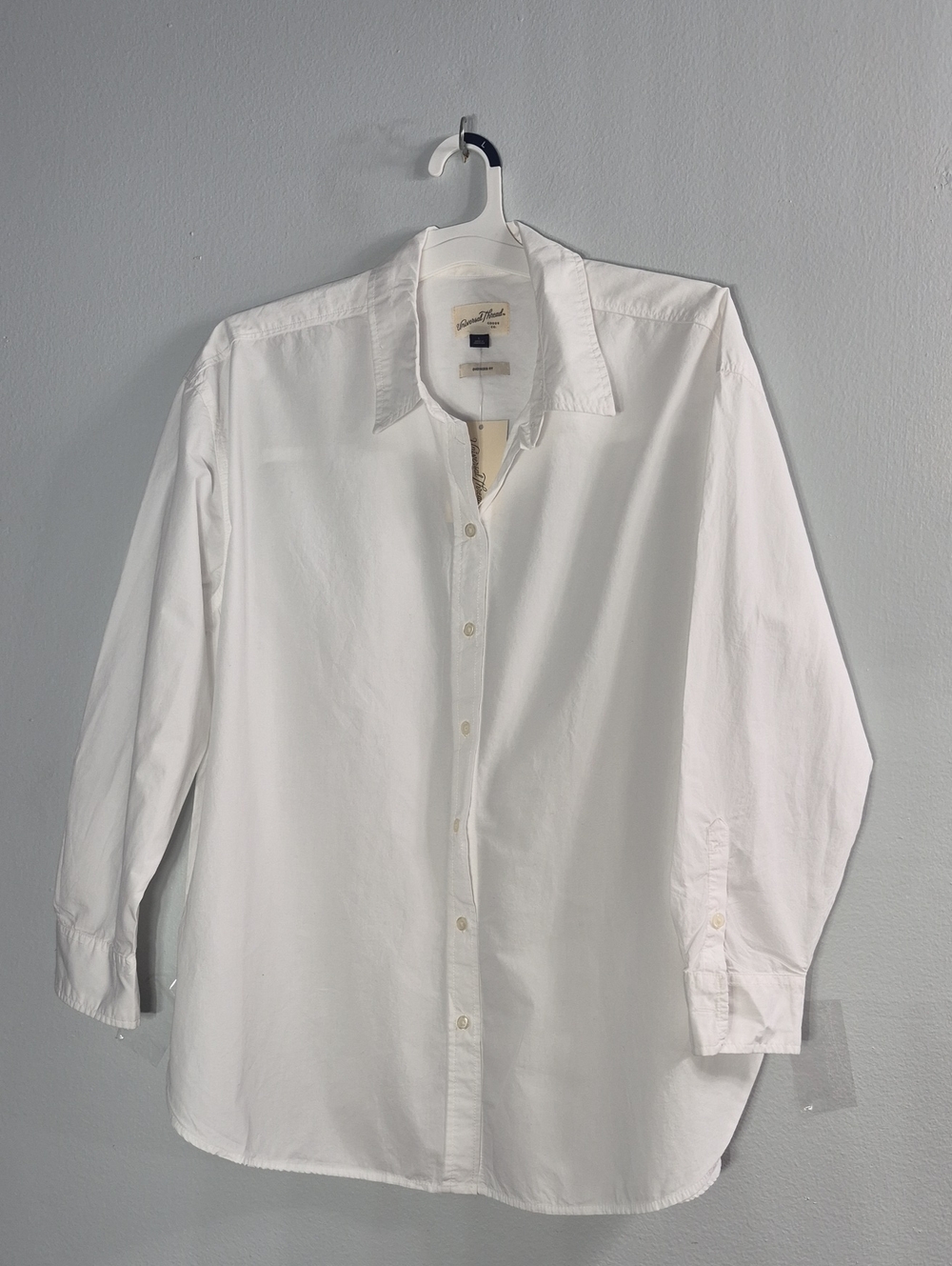 Universal Thread Men's White Dress Shirt – Spread Collar